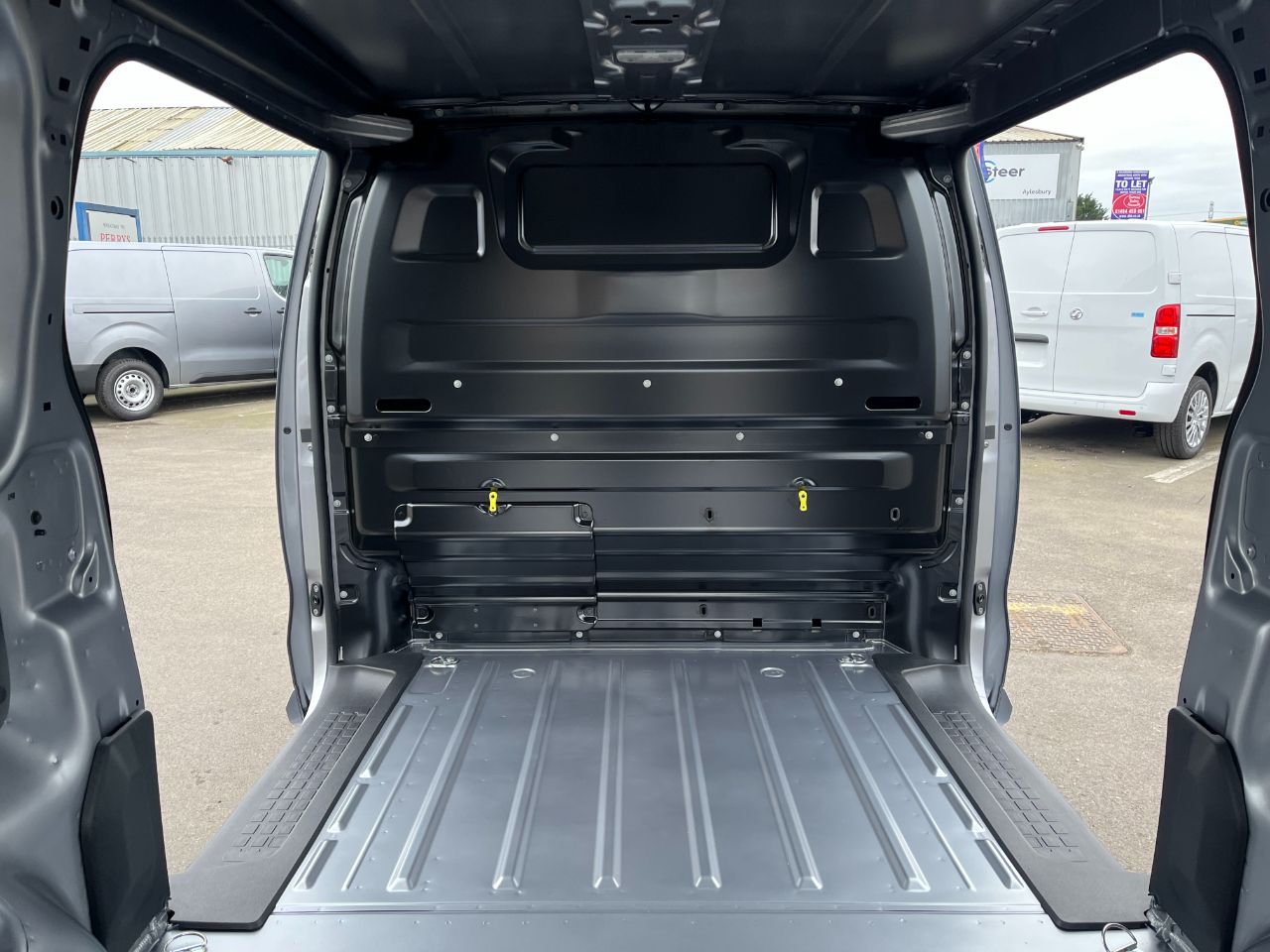 Vauxhall Vivaro Panel Van 42