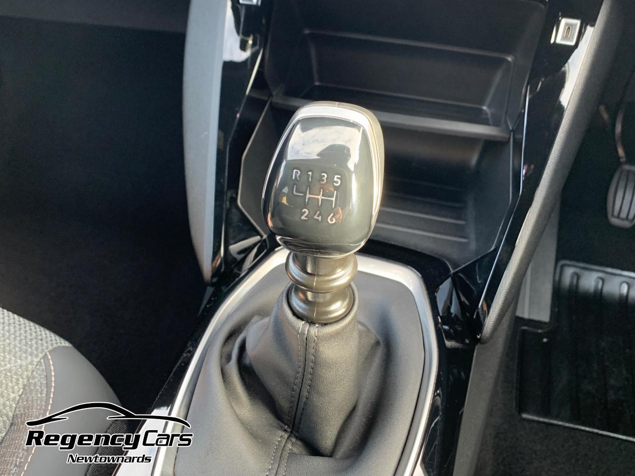2026 Peugeot 1.2 PureTech Allure 5dr - vehicle photo 10 for sale on PureCar