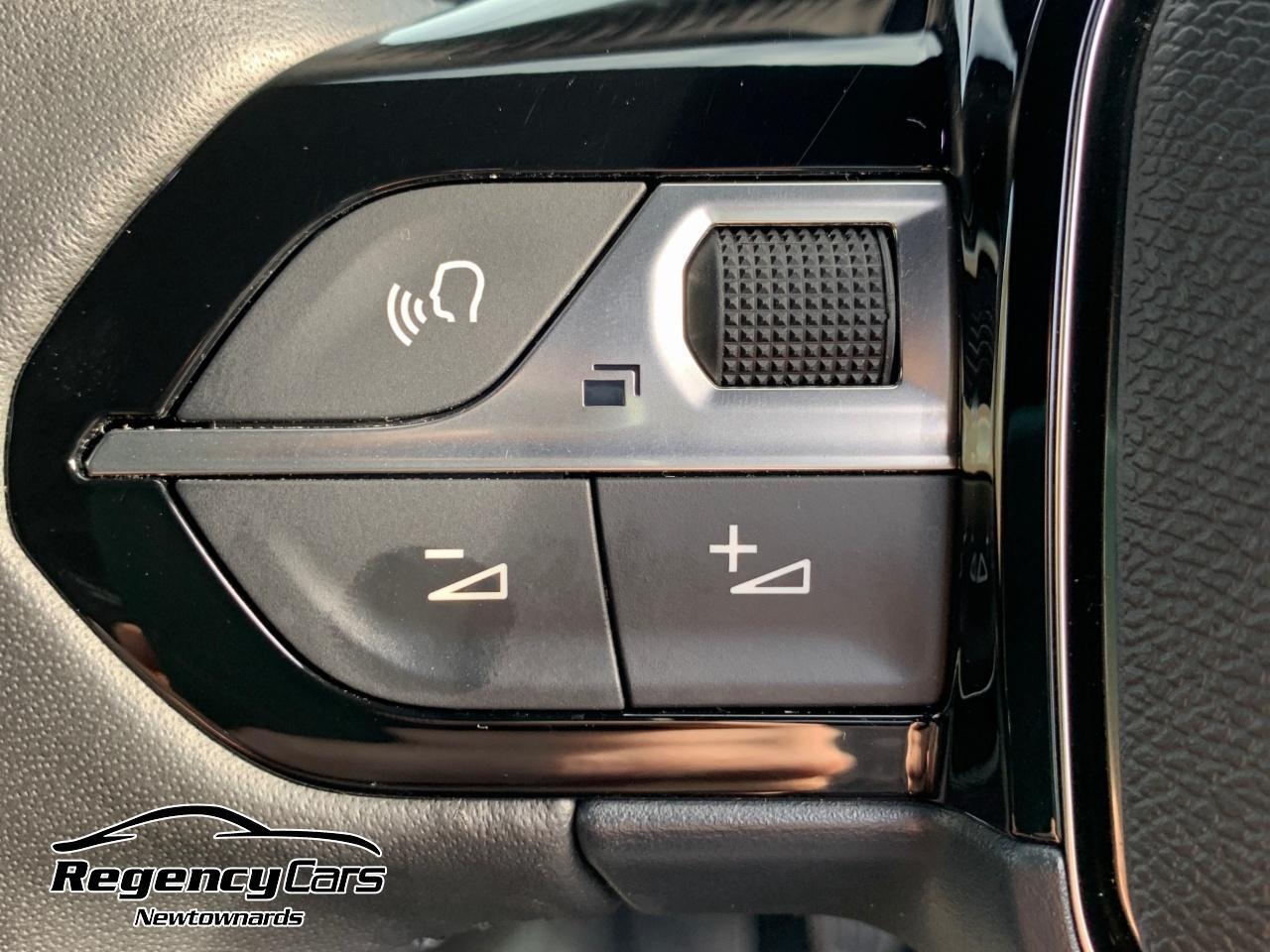2026 Peugeot 1.2 PureTech Allure 5dr - vehicle photo 18 for sale on PureCar