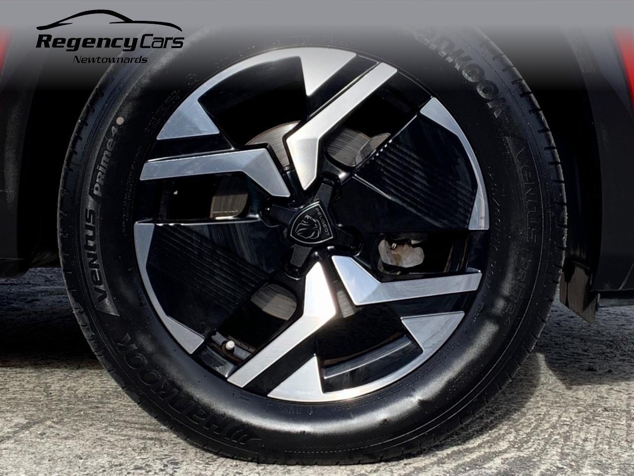 2026 Peugeot 1.2 PureTech Allure 5dr - vehicle photo 24 for sale on PureCar