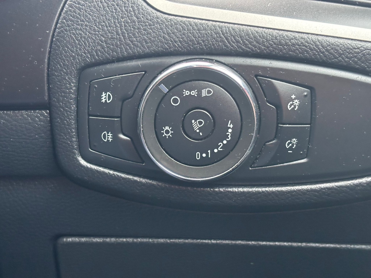 2018 Ford Galaxy 2.0 TDCi 150 Zetec 5dr - vehicle photo 18 for sale on PureCar