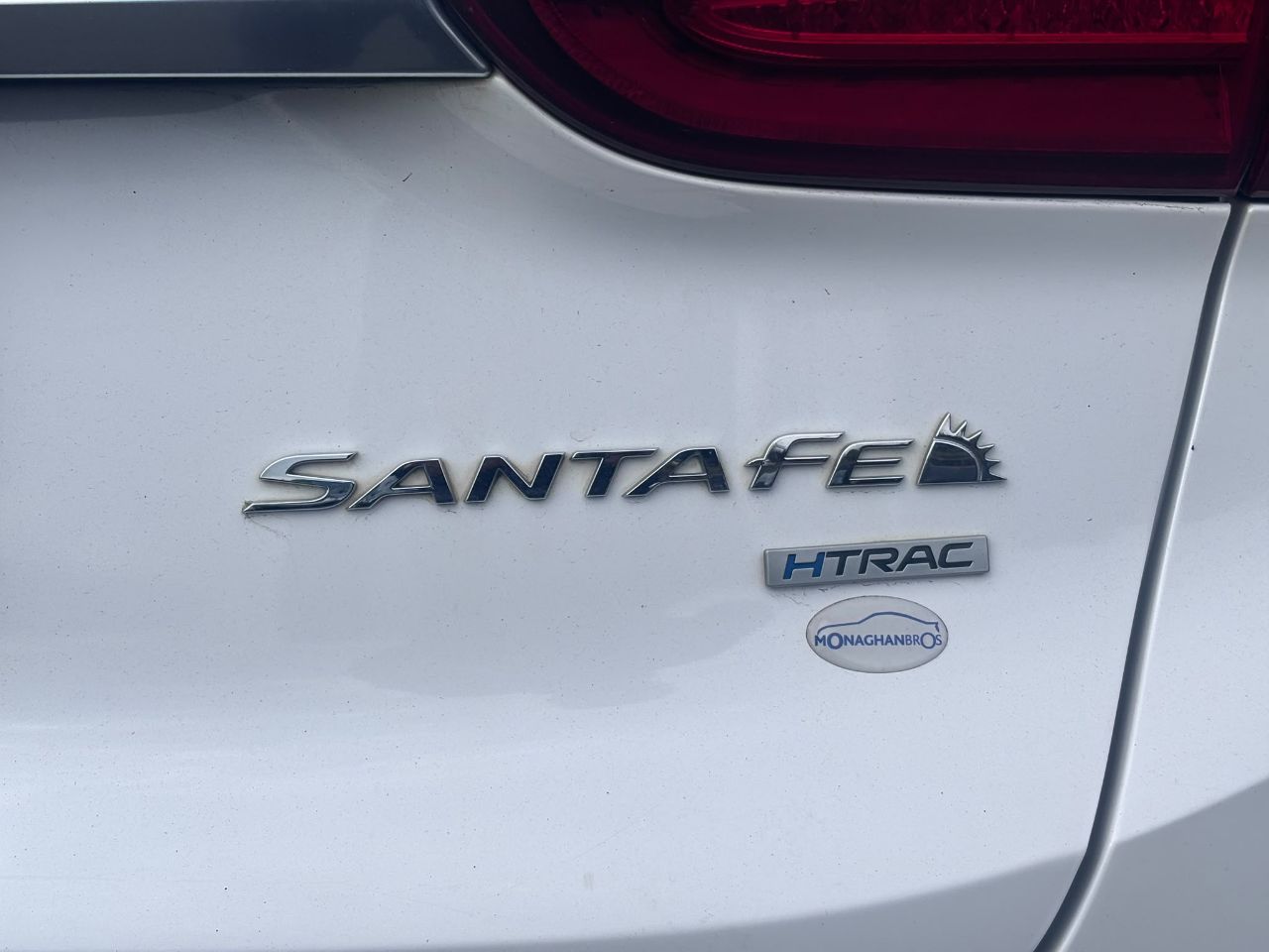2018 Hyundai SANTA FE 2.2 CRDi Premium 5dr 4WD Auto - vehicle photo 15 for sale on PureCar