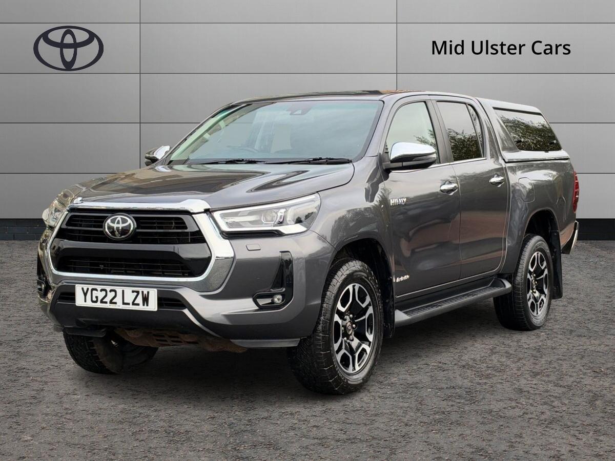 2022 Toyota Hilux Invincible D/Cab Pick Up 2.4 D-4D - vehicle photo 13 for sale on PureCar