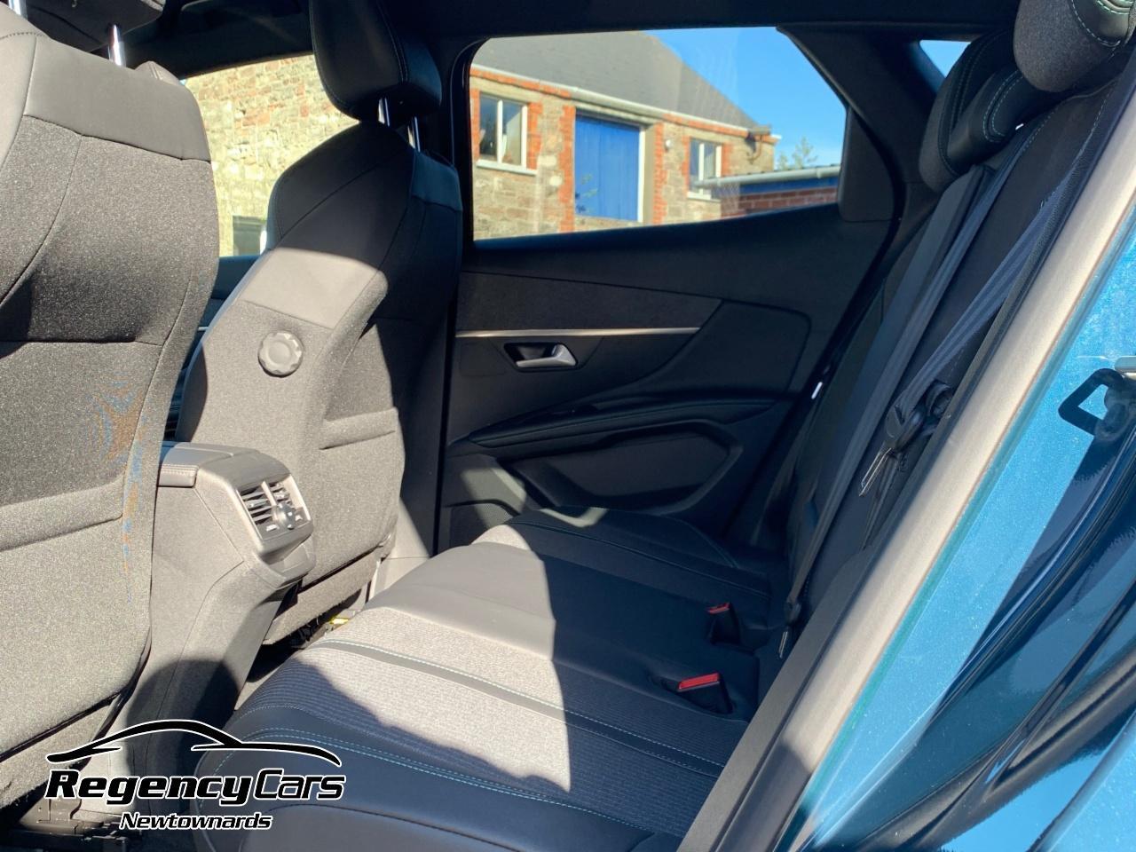 2023 Peugeot 1.2 PureTech Allure Premium+ 5dr EAT8 - vehicle photo 11 for sale on PureCar