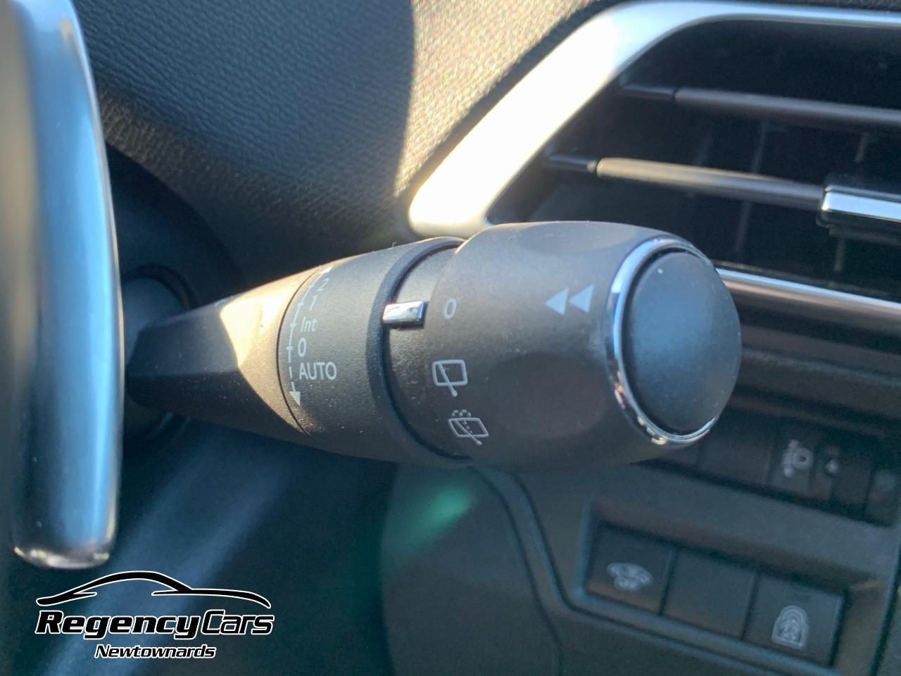 2023 Peugeot 1.2 PureTech Allure Premium+ 5dr EAT8 - vehicle photo 17 for sale on PureCar