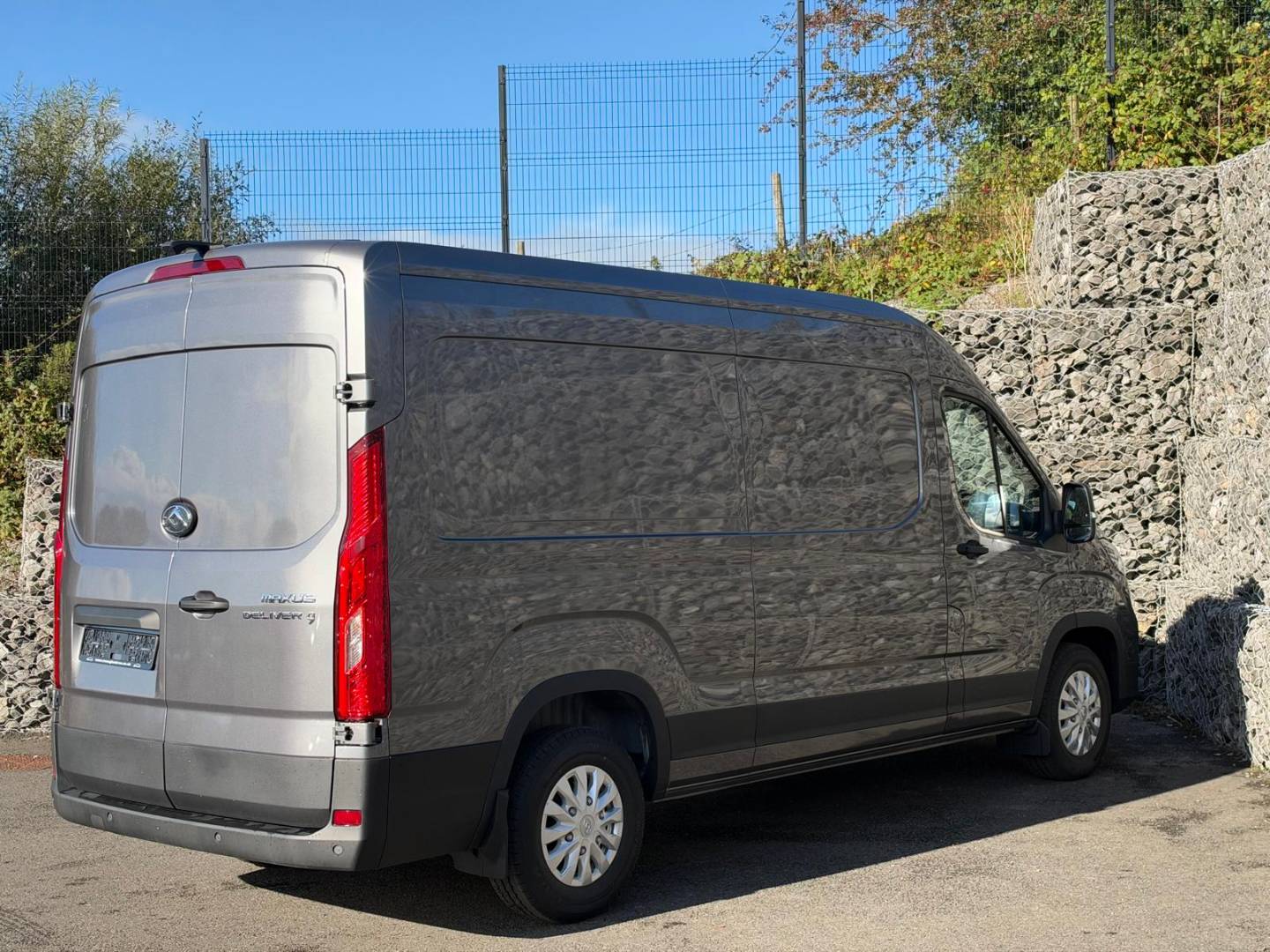 2026 Maxus Deliver 9 Lux L3H2 2.0TCDI 150PS - vehicle photo 8 for sale on PureCar