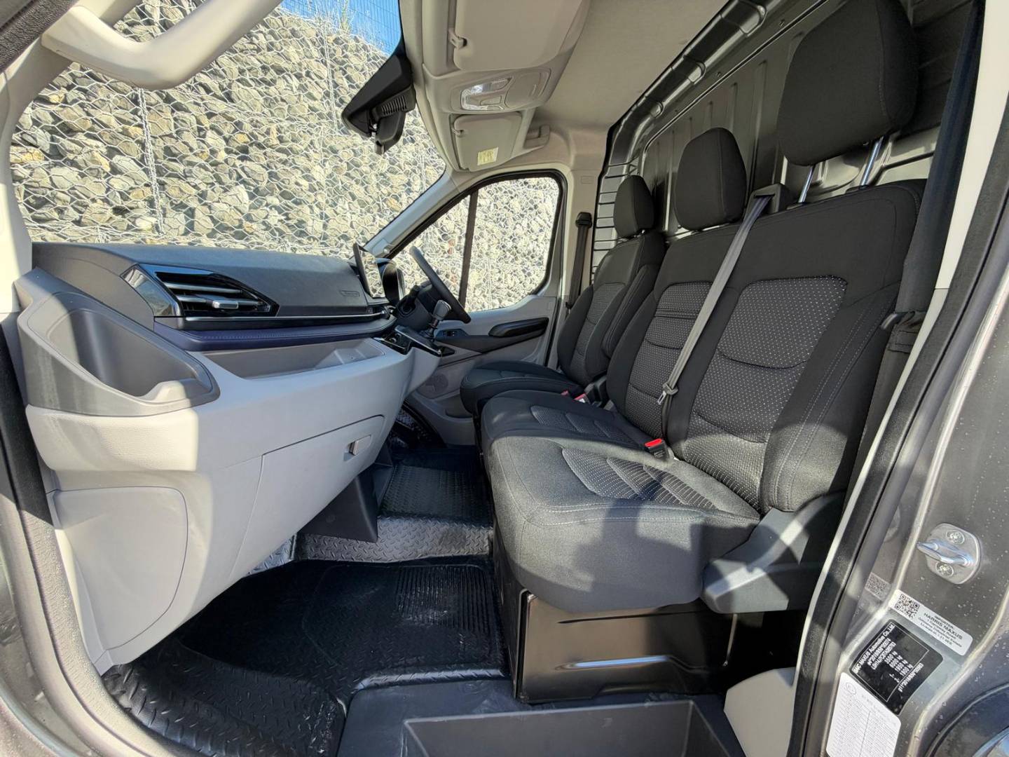 2026 Maxus Deliver 9 Lux L3H2 2.0TCDI 150PS - vehicle photo 17 for sale on PureCar