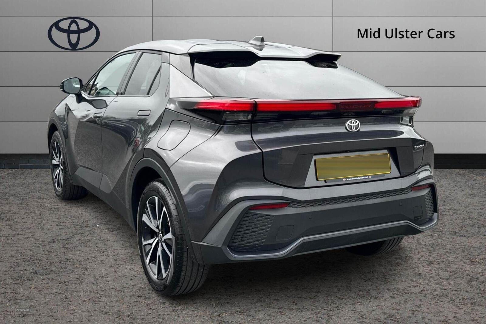 2025 Toyota C-HR 2.0 PHEV Design 5dr CVT - vehicle photo 3 for sale on PureCar