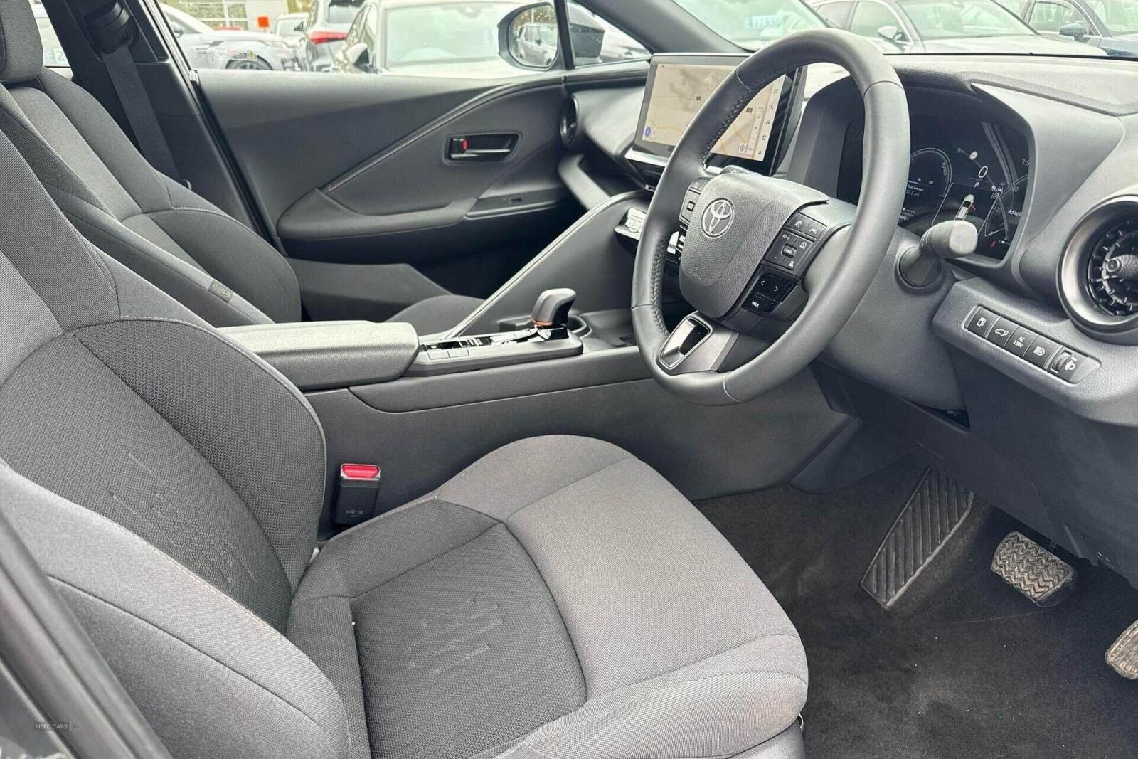2025 Toyota C-HR 2.0 PHEV Design 5dr CVT - vehicle photo 7 for sale on PureCar