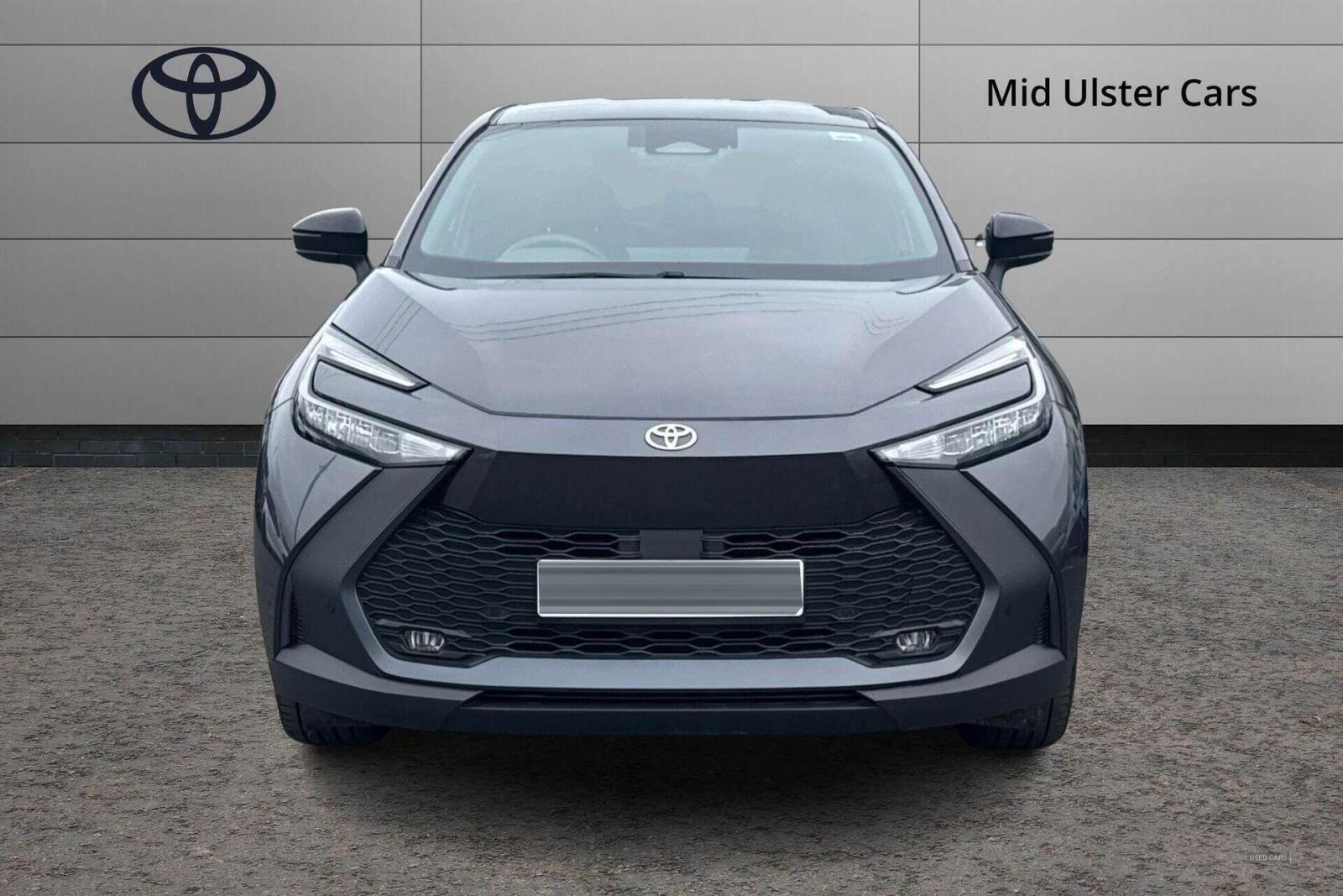 2025 Toyota C-HR 2.0 PHEV Design 5dr CVT - vehicle photo 10 for sale on PureCar