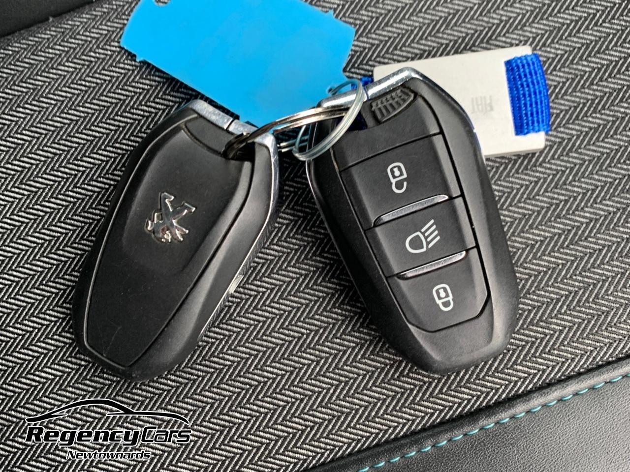 2021 Peugeot 1.2 PureTech Allure Premium 5dr - vehicle photo 20 for sale on PureCar