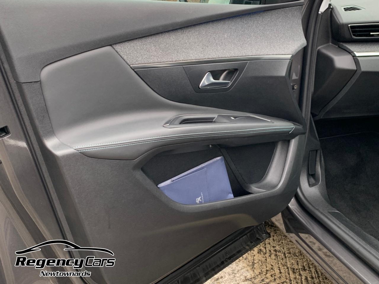 2021 Peugeot 1.2 PureTech Allure Premium 5dr - vehicle photo 23 for sale on PureCar