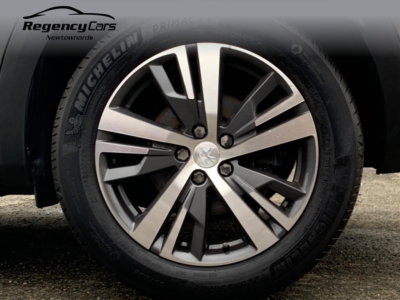 2021 Peugeot 1.2 PureTech Allure Premium 5dr - vehicle photo 28 for sale on PureCar