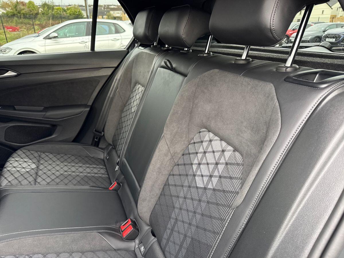 2026 Volkswagen Golf 1.5 TSI 150 Black Edition 5dr - vehicle photo 11 for sale on PureCar