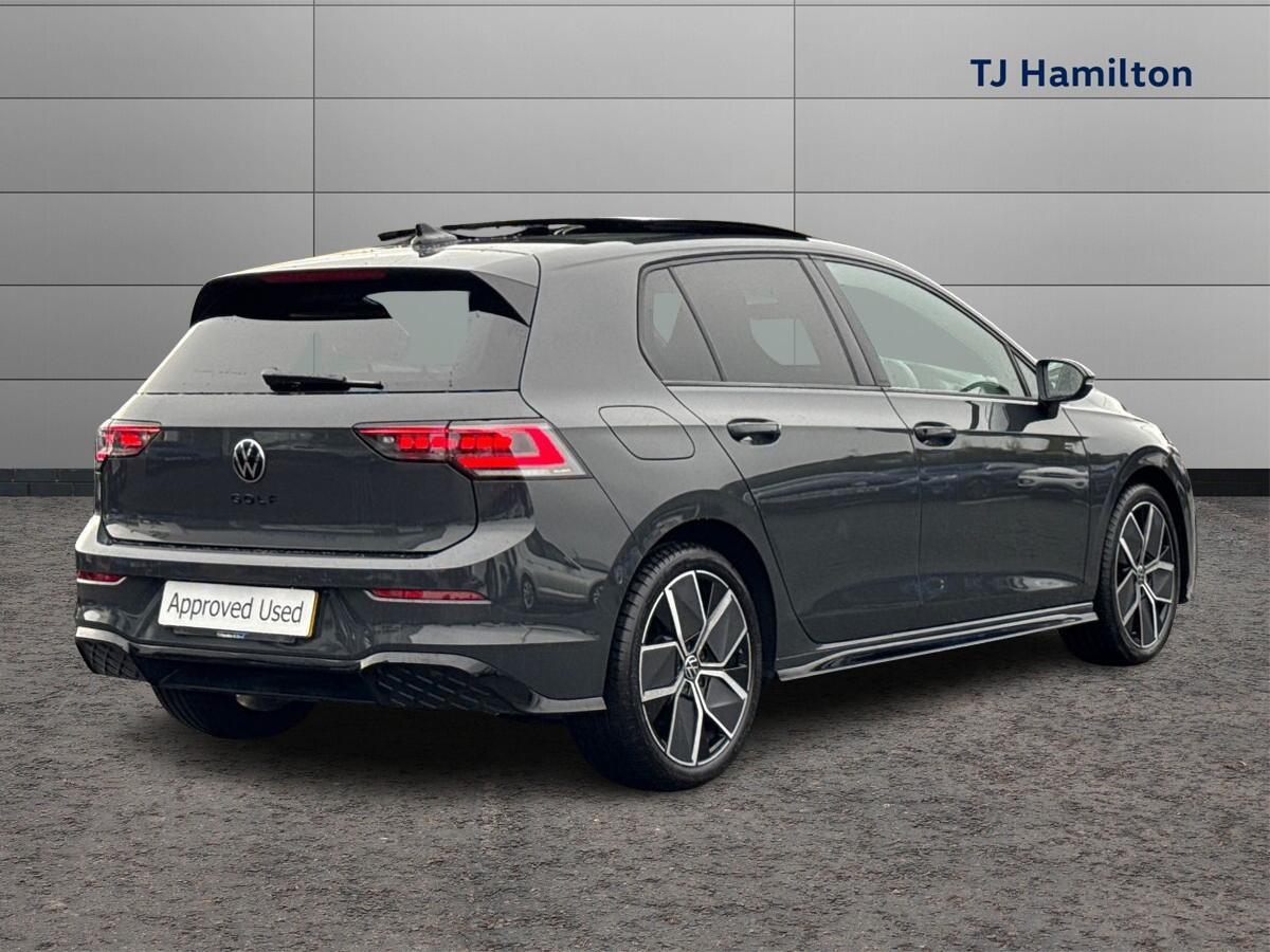 2026 Volkswagen Golf 1.5 TSI 150 Black Edition 5dr - vehicle photo 16 for sale on PureCar